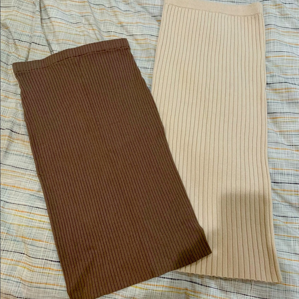 Bundle of 2 knit midi pencil skirts